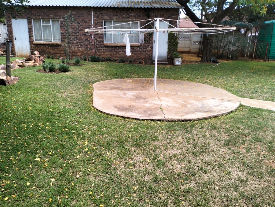 4 Bedroom Property for Sale in Flamwood North West